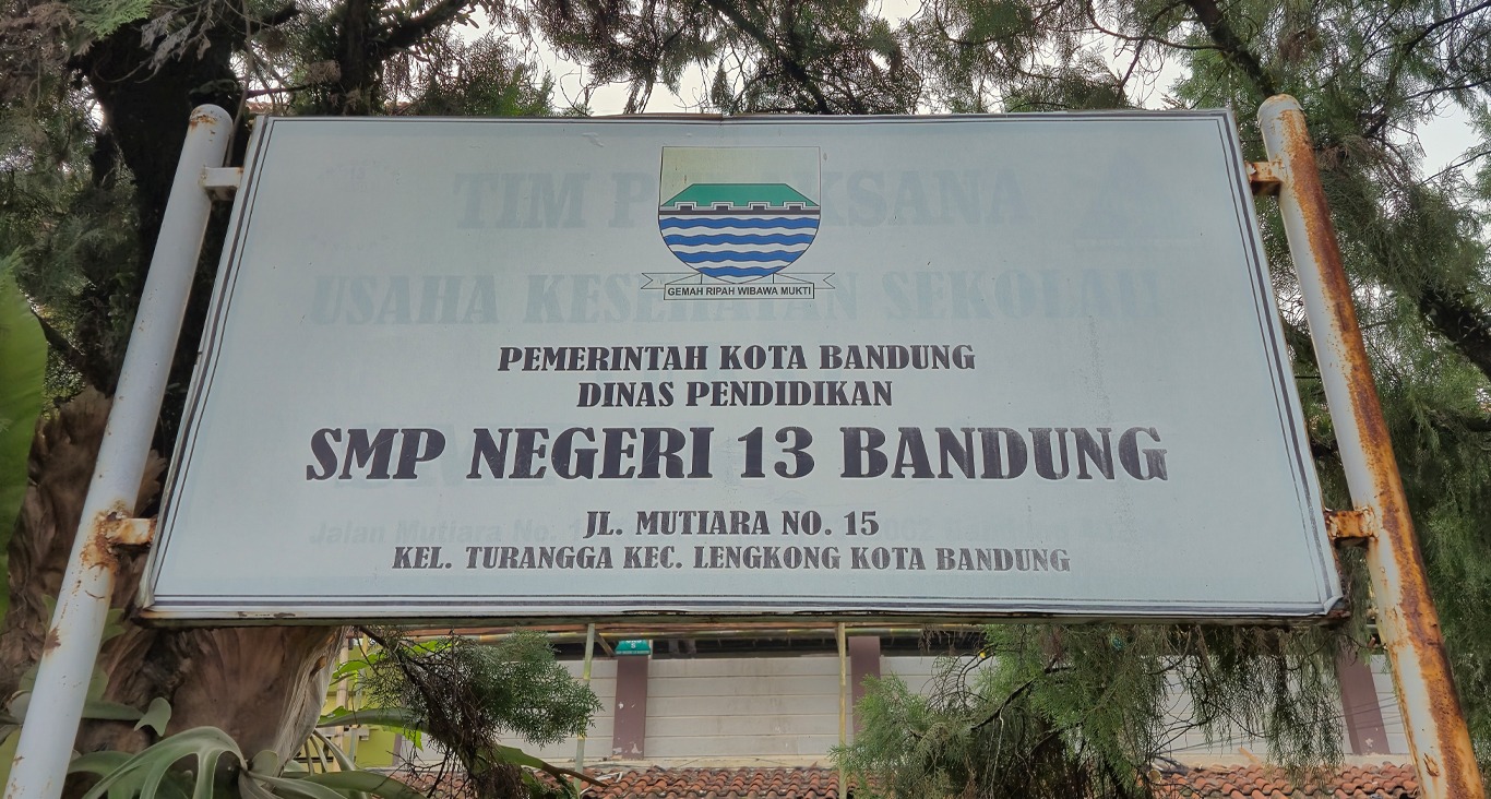 Plang Sekolah
