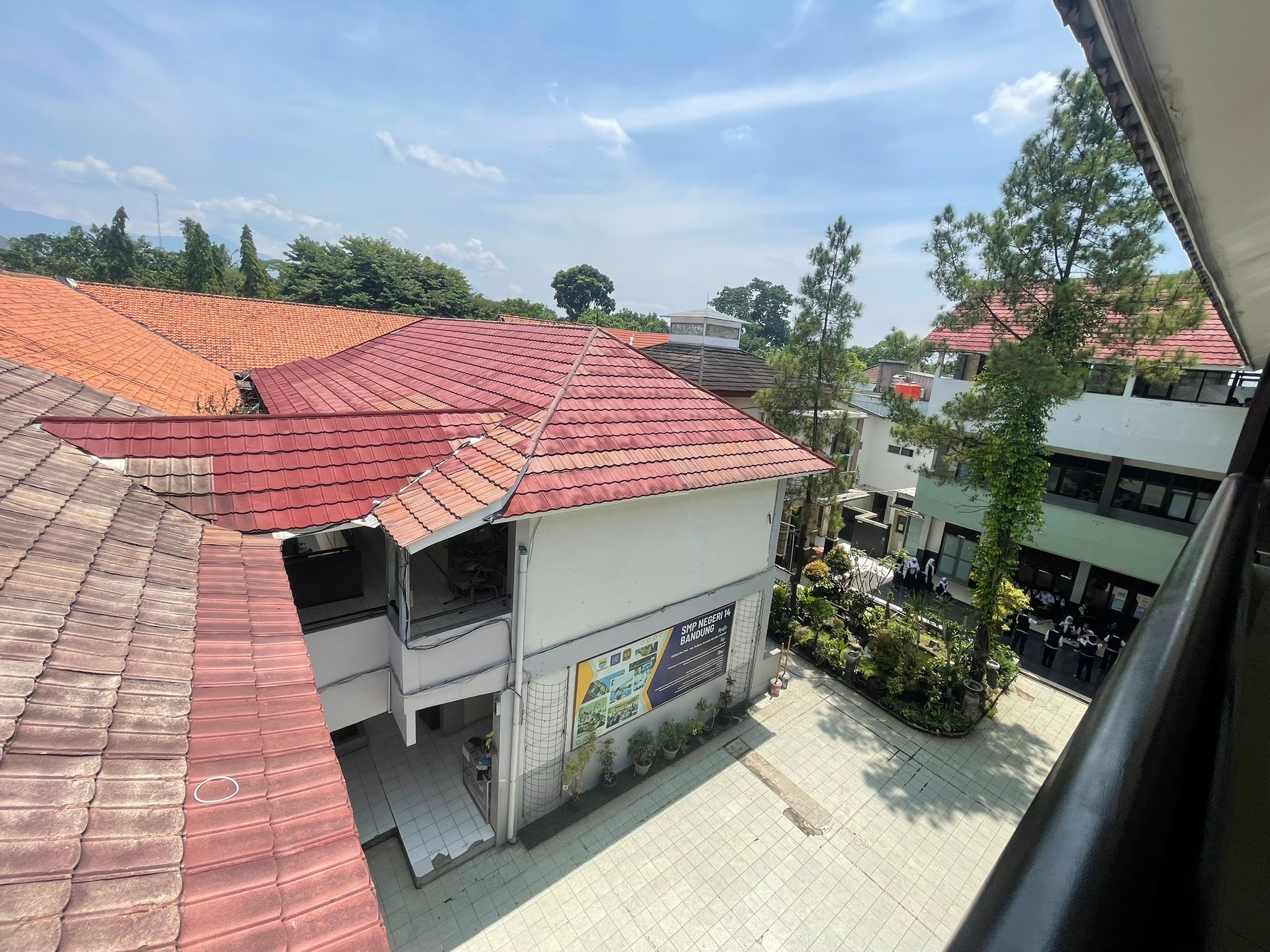 GEDUNG SMP NEGERI 14