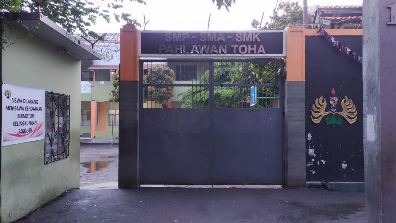 Gerbang Utama Sekolah