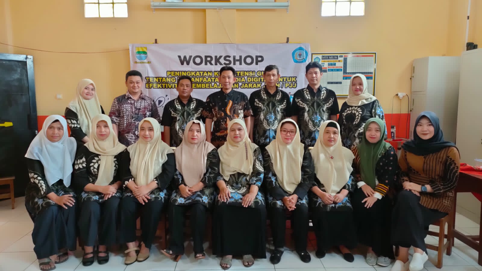 Yayasan,Kepala Sekolah Guru dan staf Pengajar dalam kegiatan work shop PJJ 2021