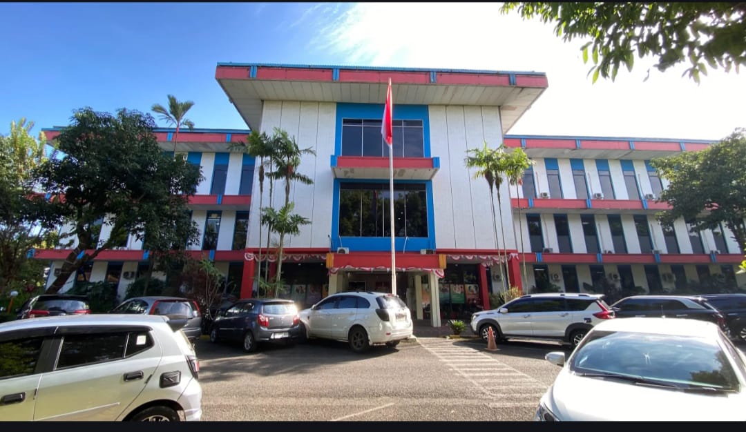 GEDUNG UTAMA SD PRIBADI