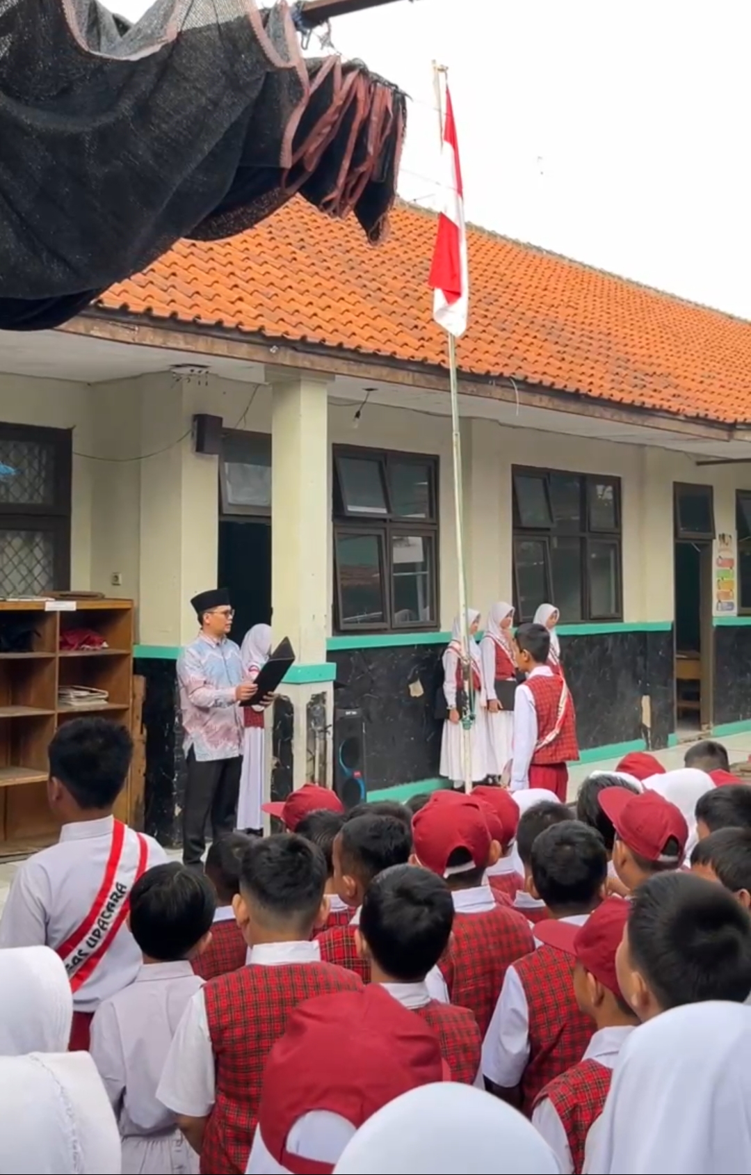 Kegiatan Upacara Bendera