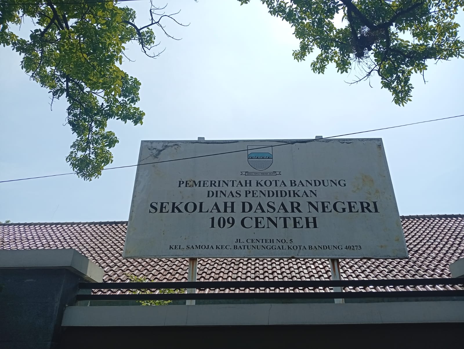 Plang Sekolah
