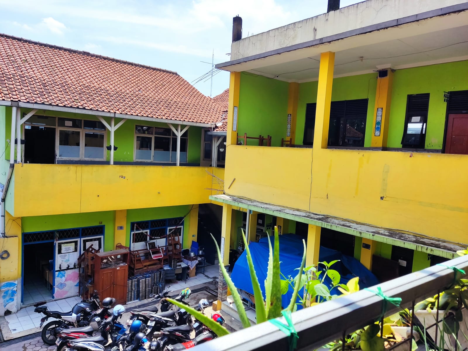 Gedung Utama Sekolah 3