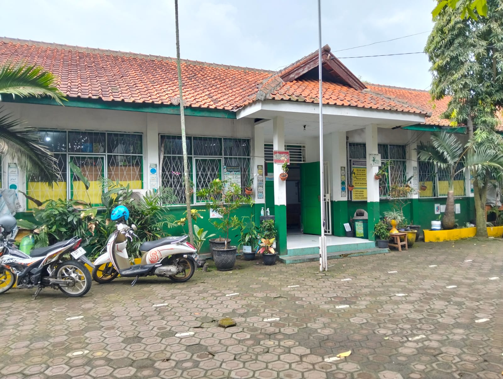 Gedung Utama Sekolah
