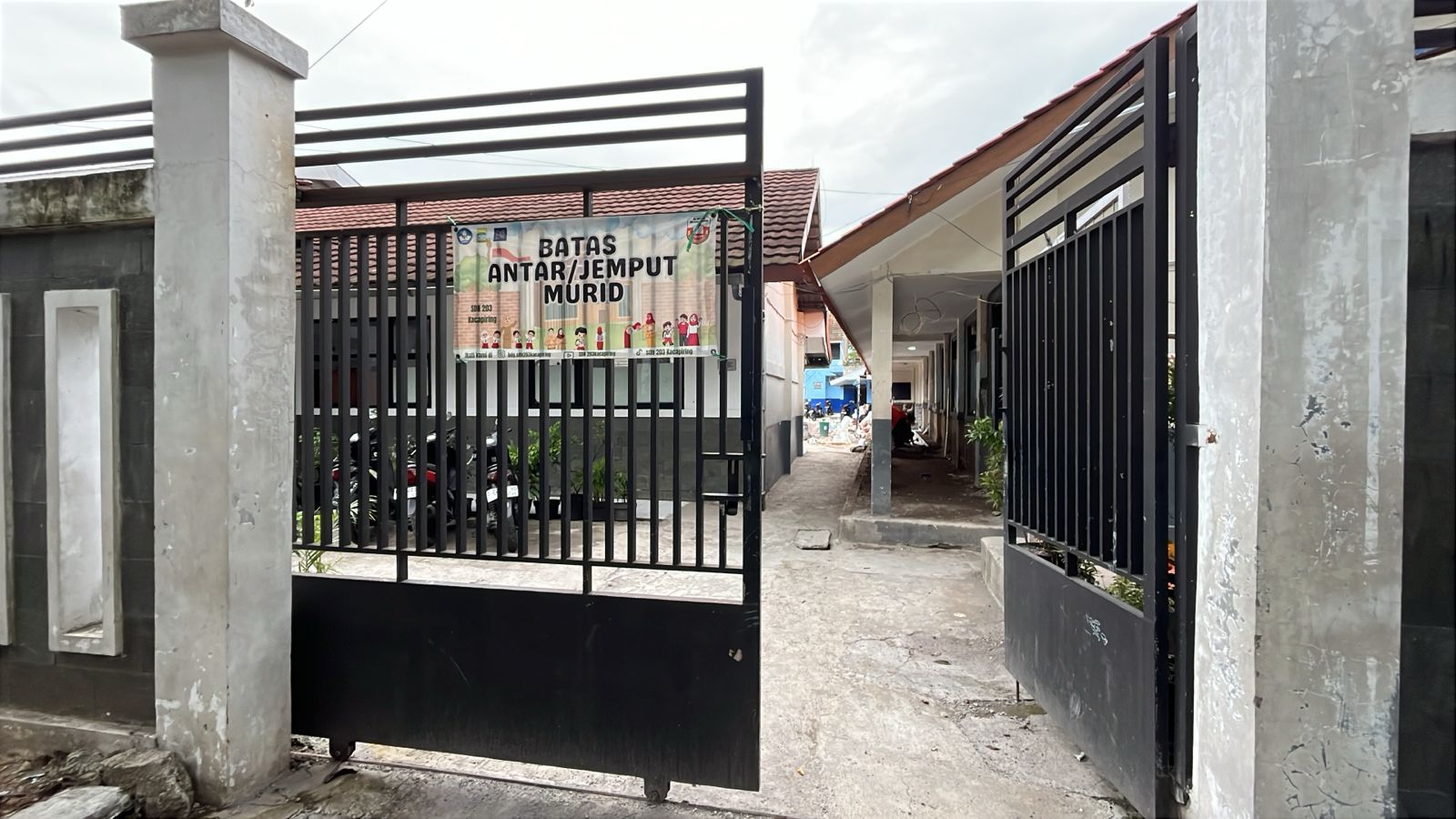 Gerbang Utama Sekolah