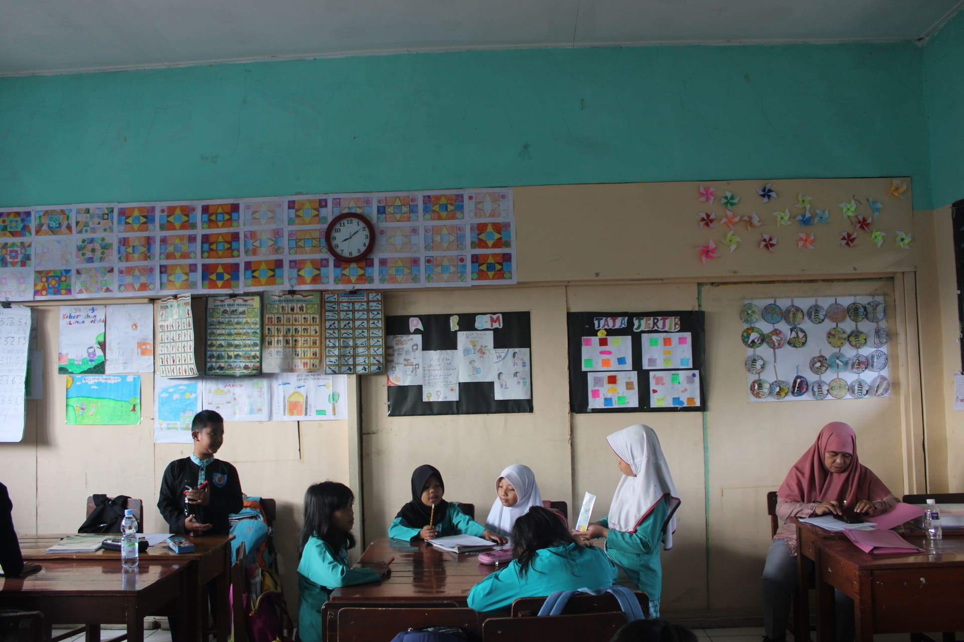 foto dalam ruang kelas