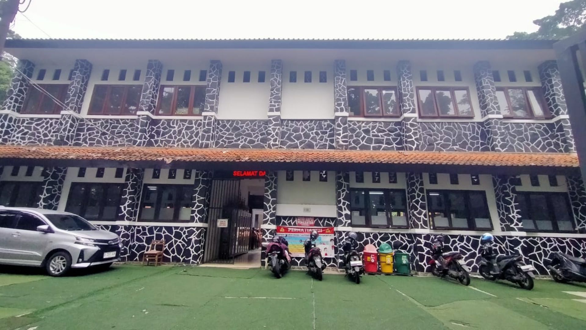 Gedung Utama Sekolah