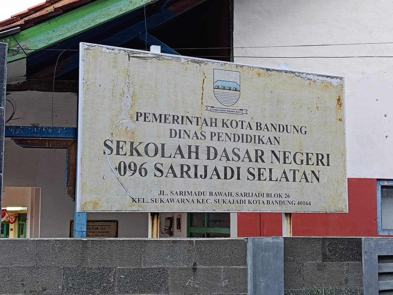 Plang Sekolah