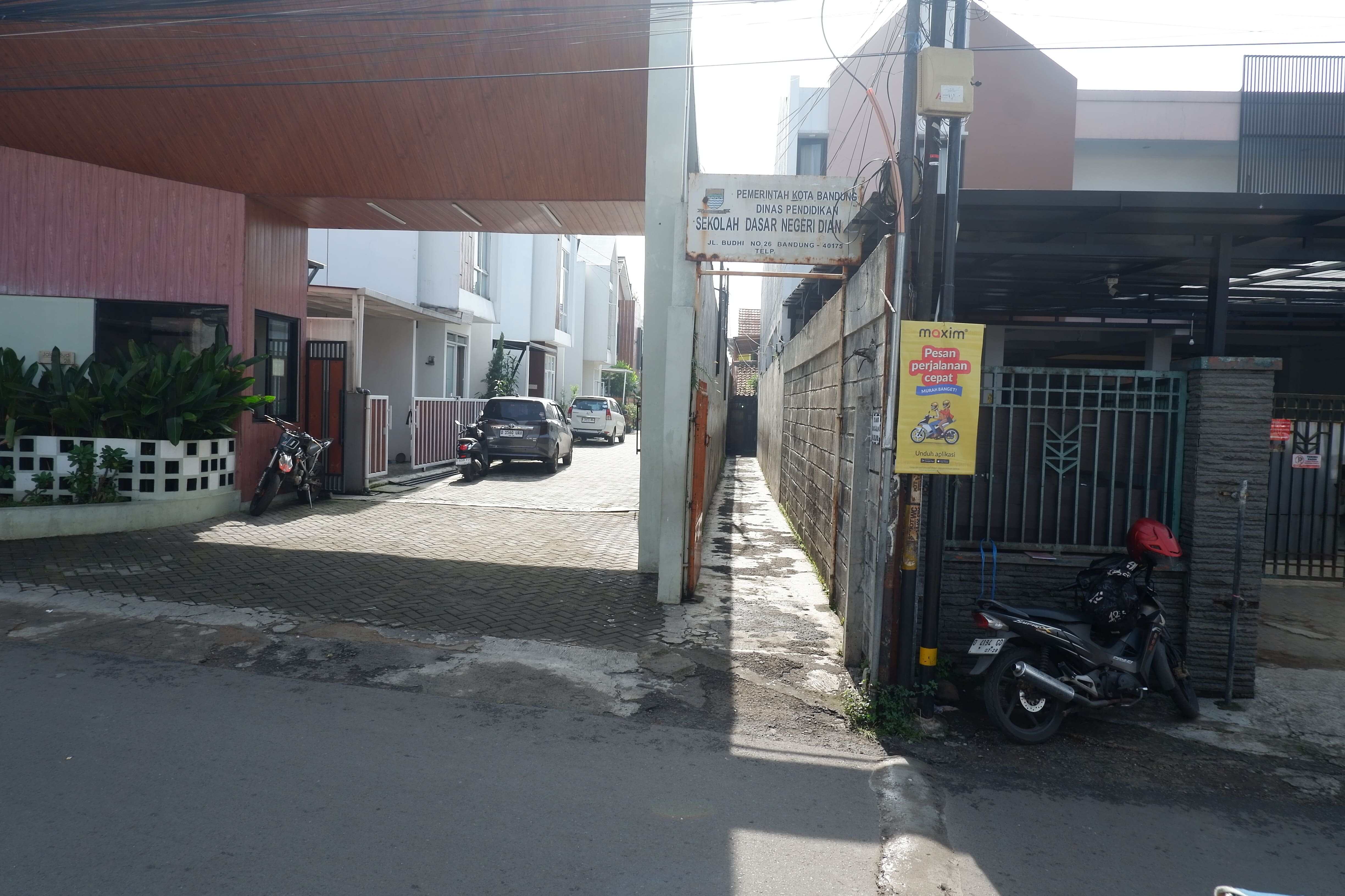 Gerbang Utama Sekolah