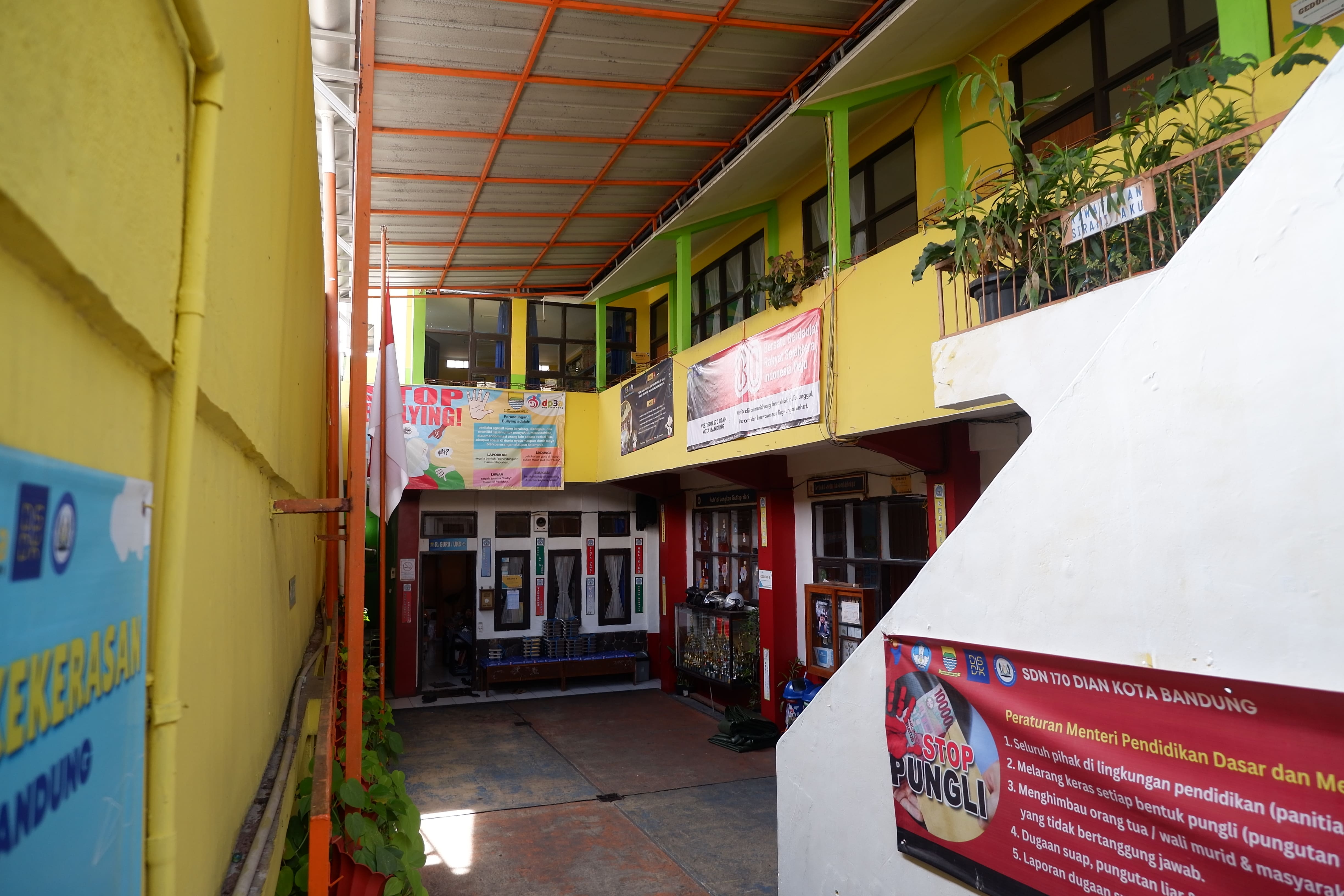 Gedung Utama Sekolah