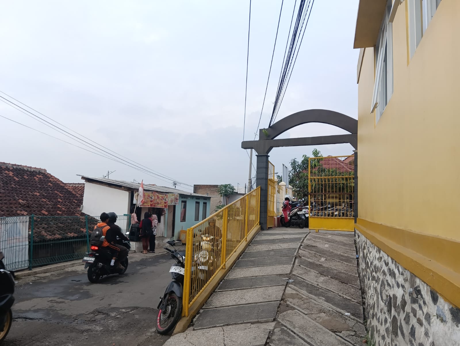 Gerbang Utama Sekolah