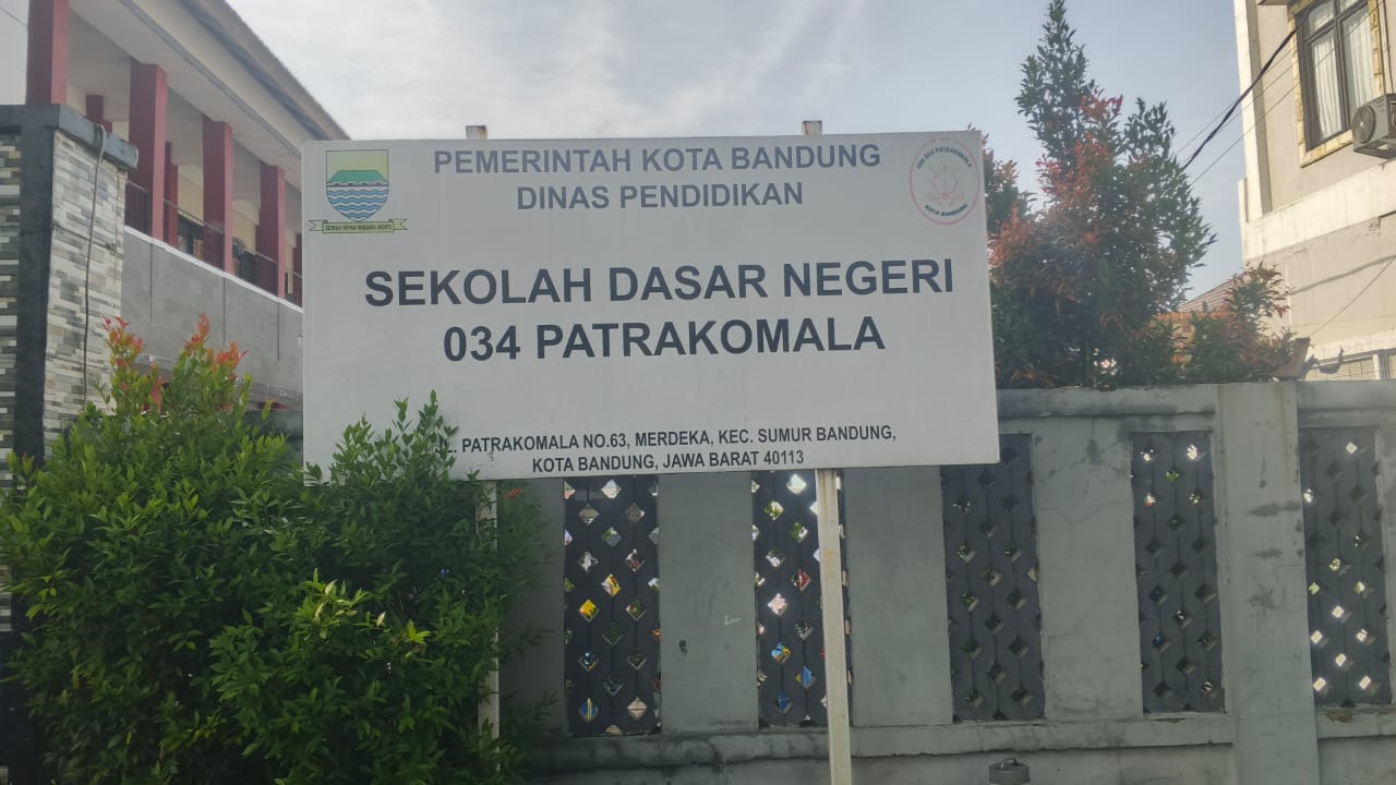 Plang Sekolah