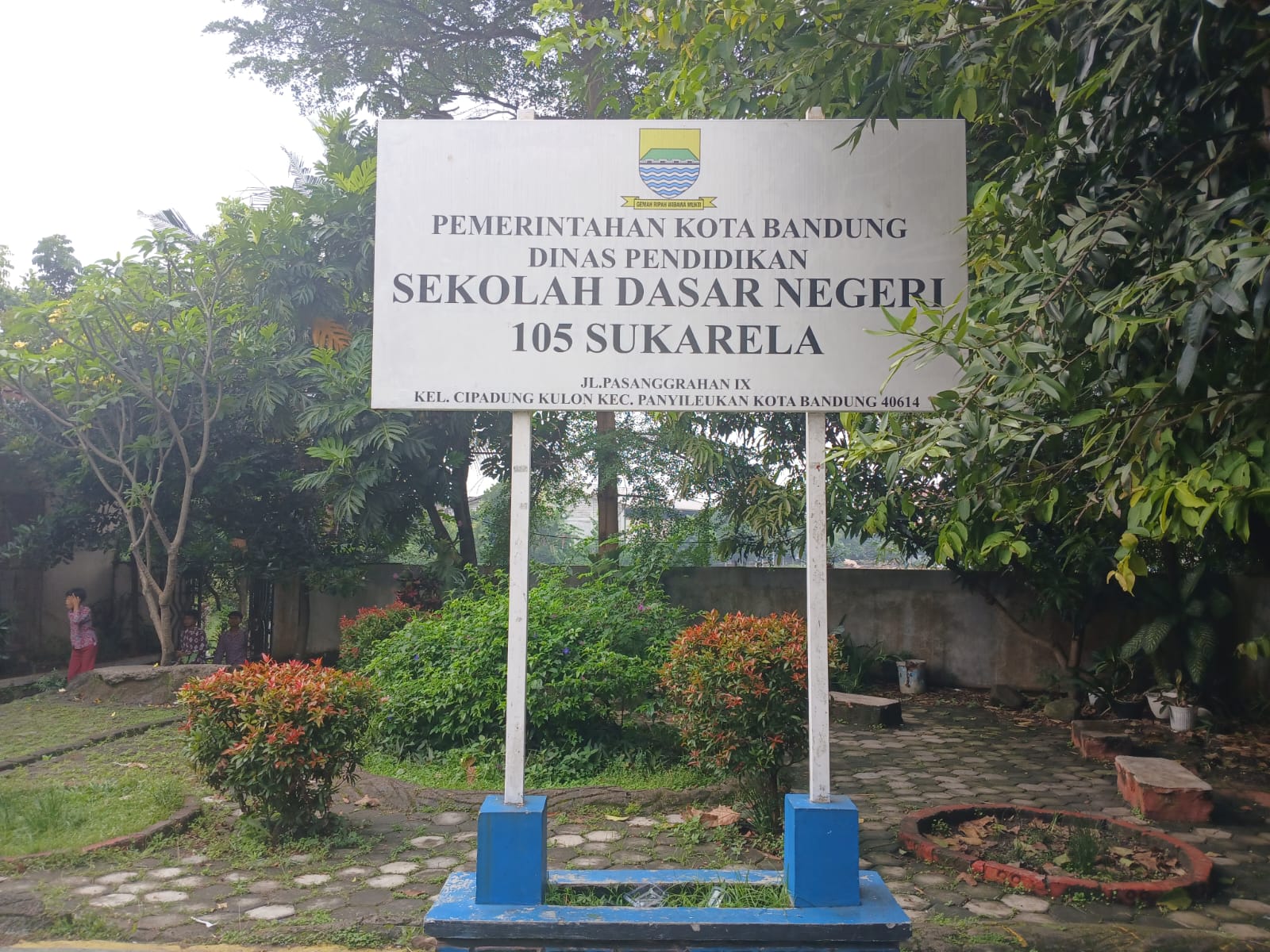 Plang Sekolah