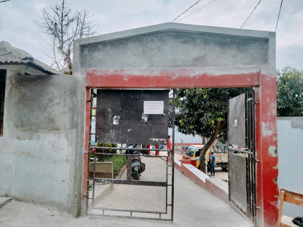 FOTO GERBANG SAMPING SEKOLAH