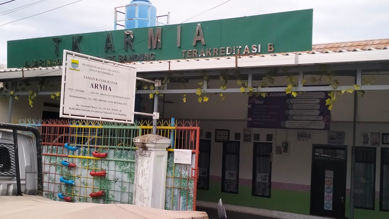 Gerbang Utama Sekolah TK Armia