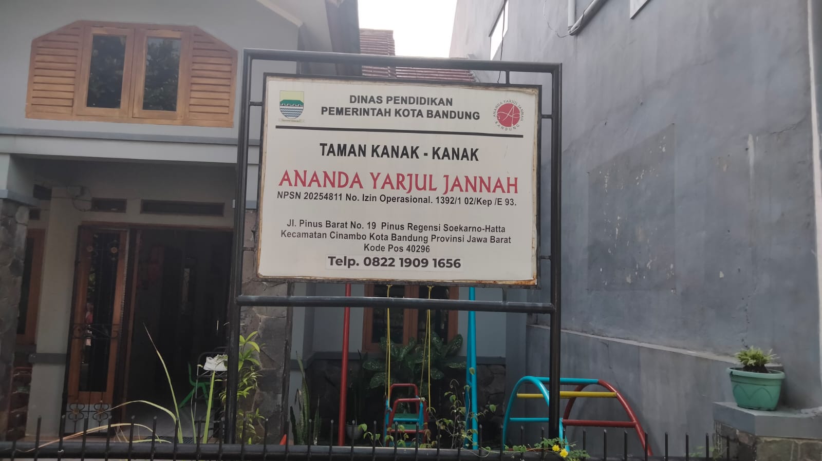 Plang Sekolah