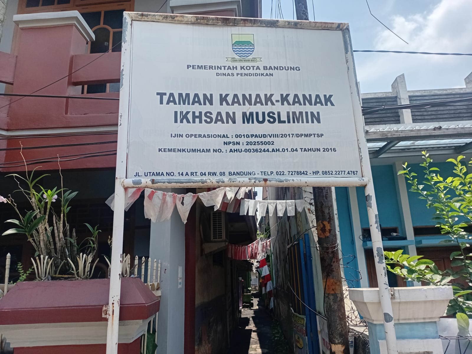 Plang sekolah tk ikhsan muslimin