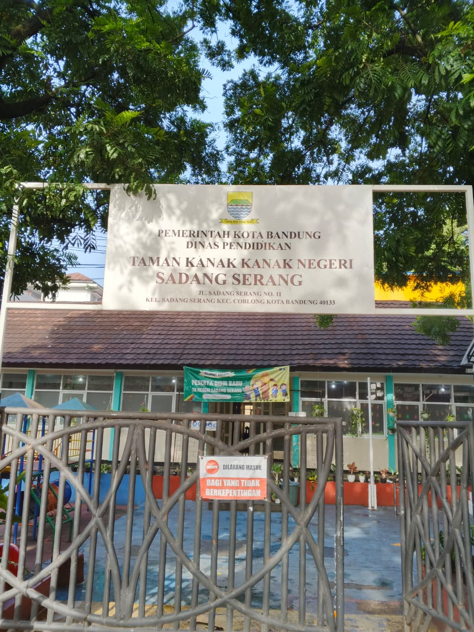 Plang sekolah