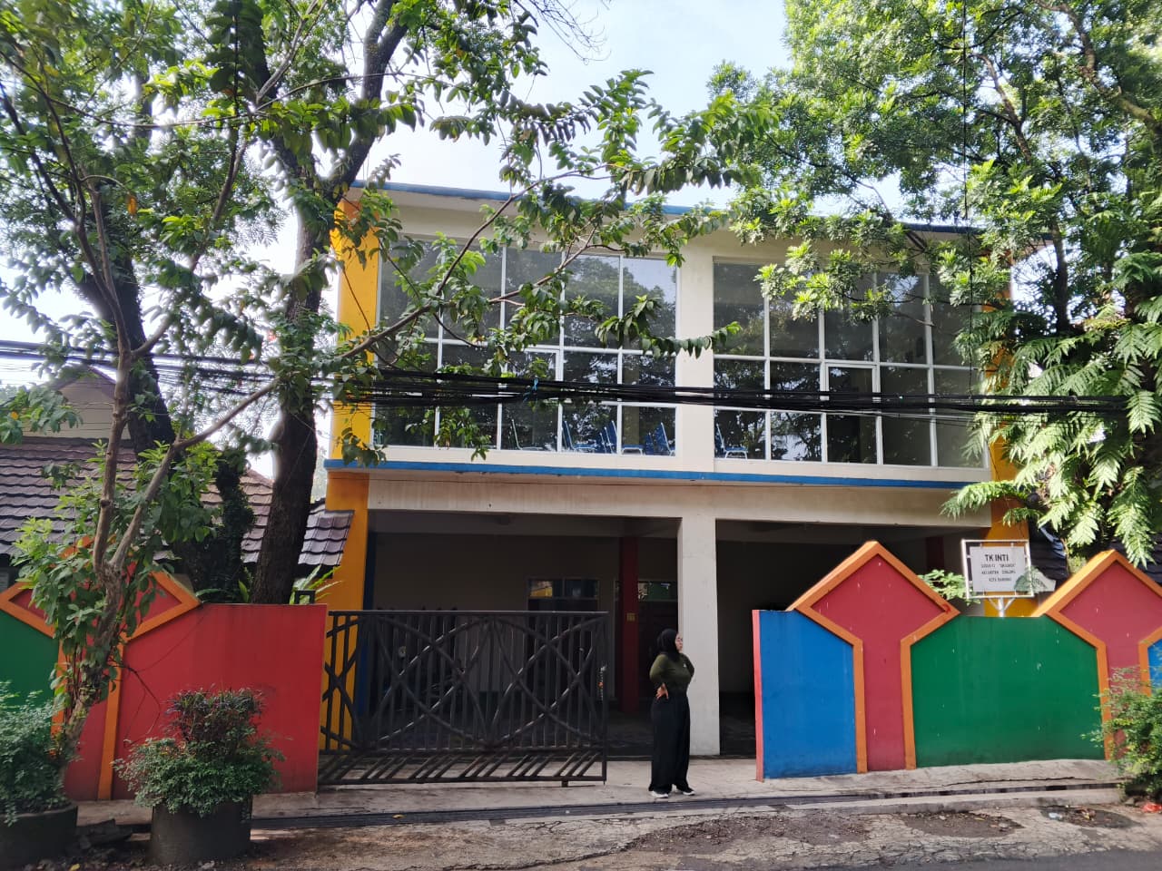 Gedung utama sekolah
