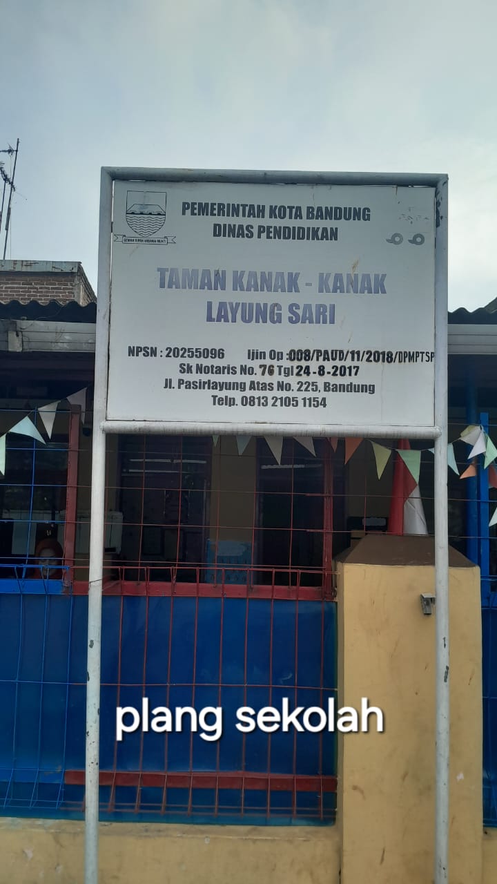plang sekolah