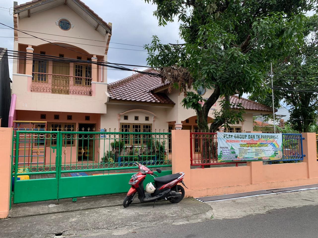 Gerbang Utama Sekolah