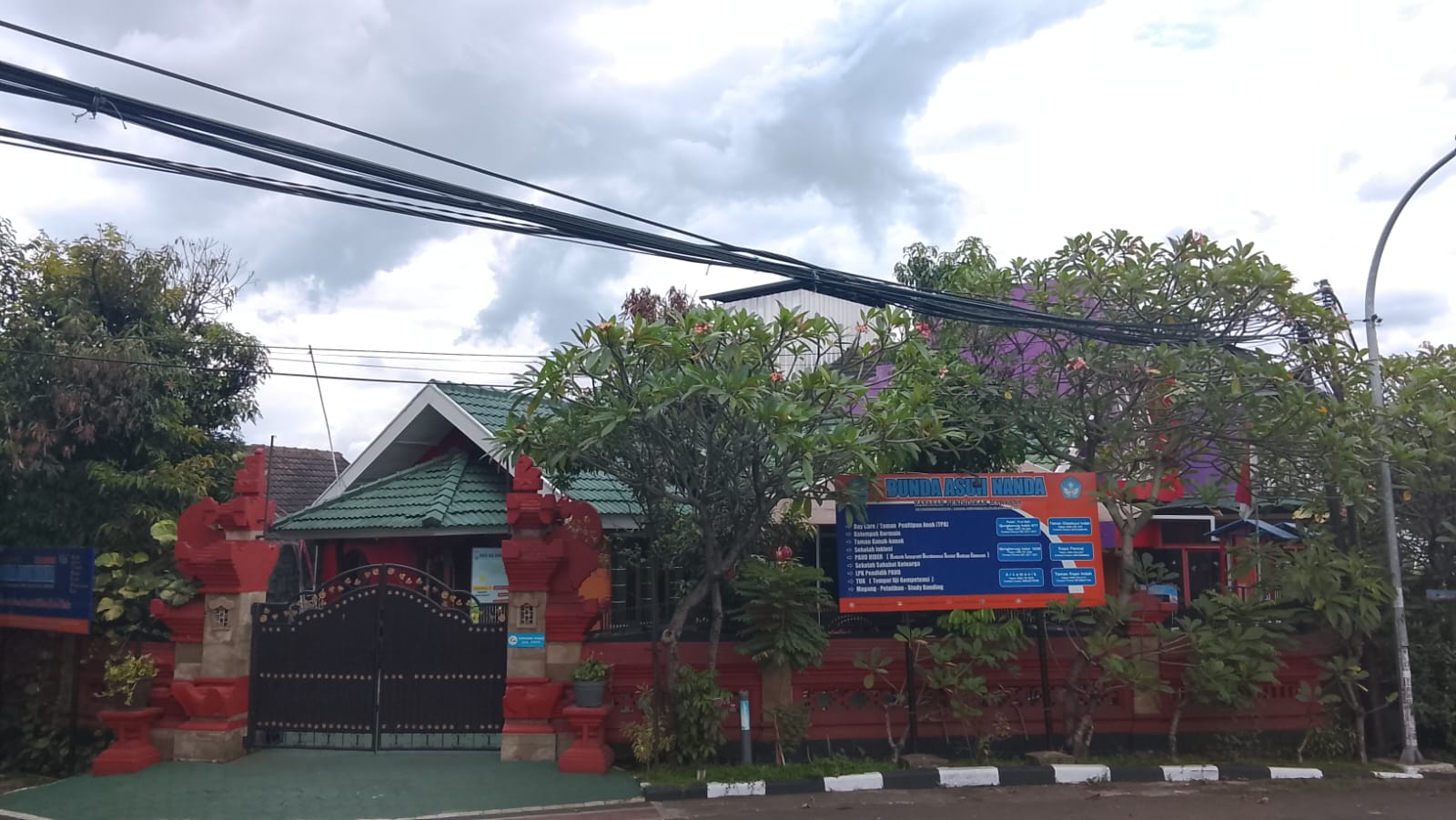 Gedung Utama Sekolah