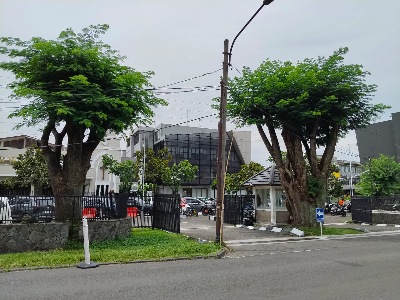 Gerbang Utama Sekolah - SD Bintang Mulia