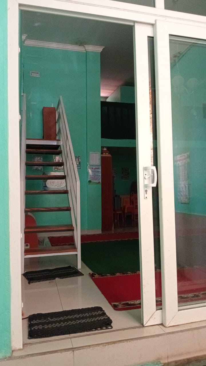 Foto Gerbang Utama Sekolah