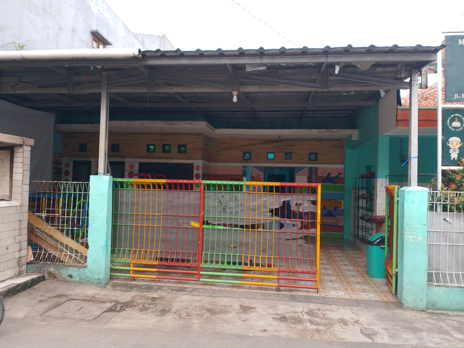 Gerbang Utama Sekolah