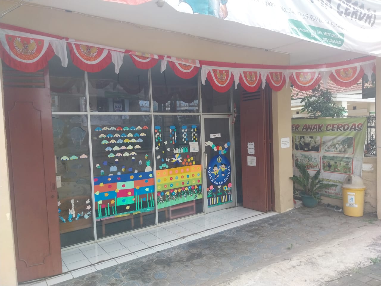 Gedung utama sekolah