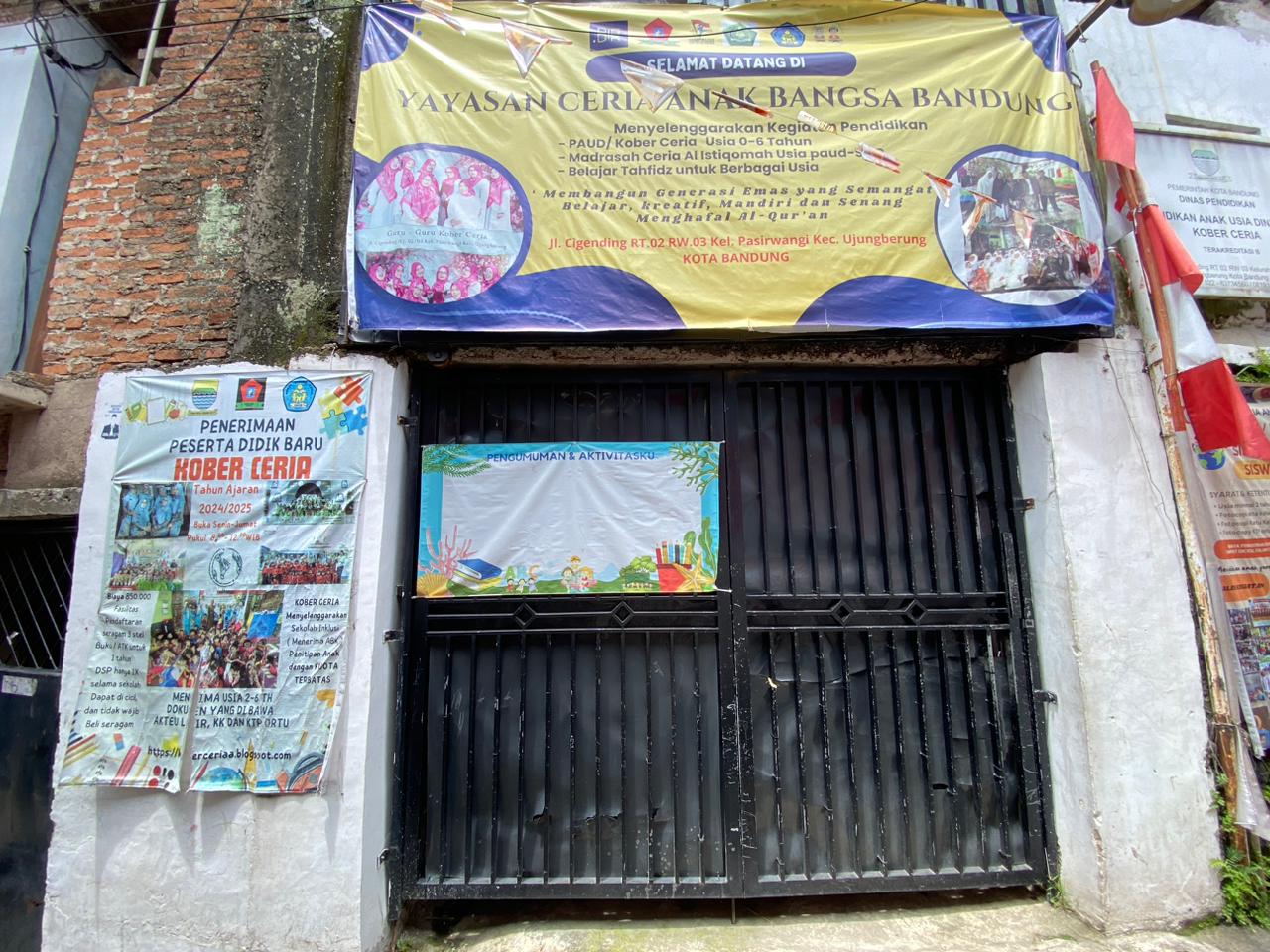 Gerbang Sekolah/ utama