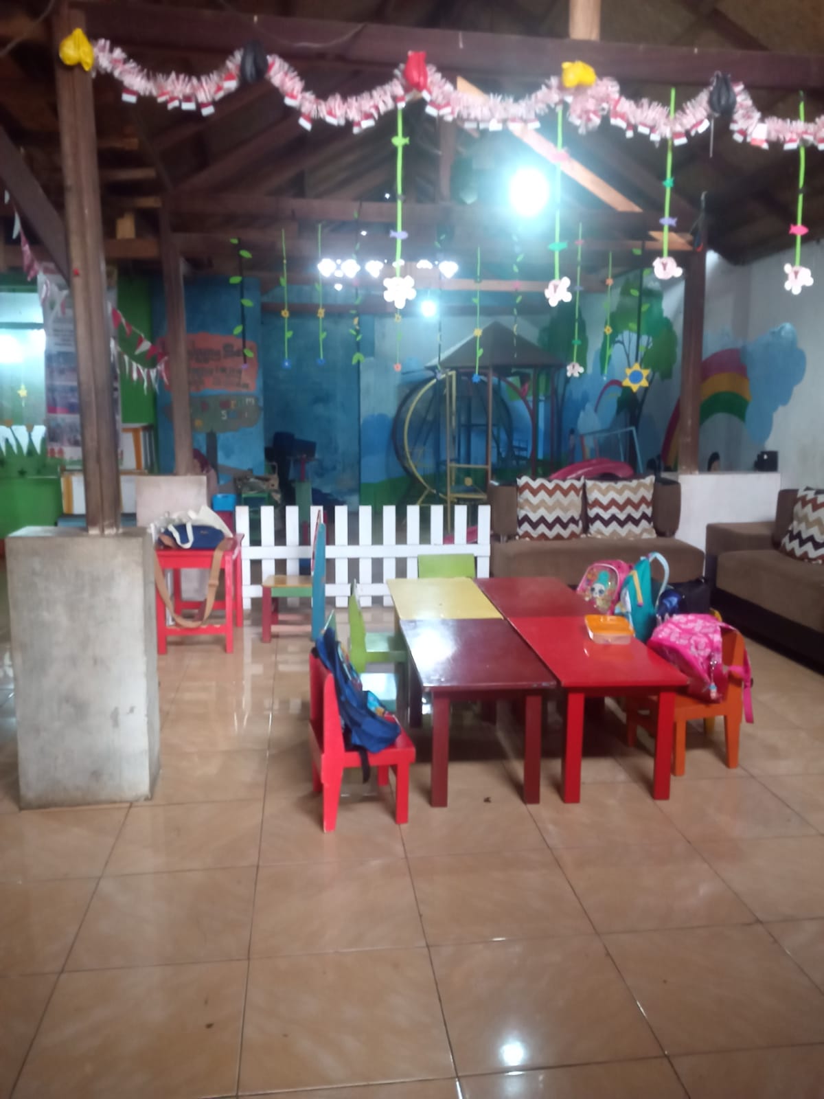 Gedung sekolah Pos Paud Arum Sari