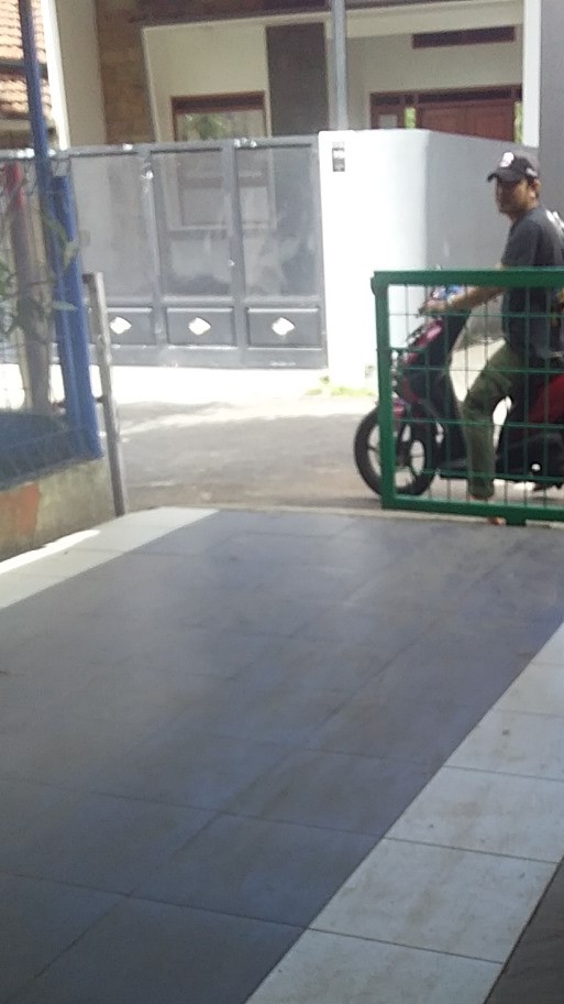 Gerbang Sekolah KOBER BIC