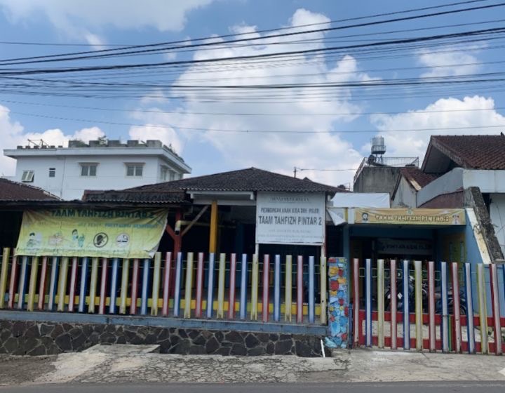 Foto Halama depan sekolah