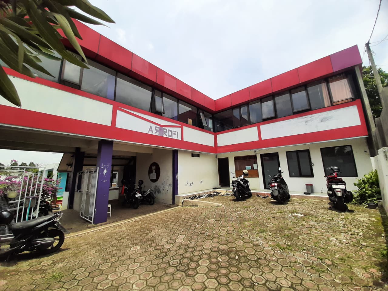 Gedung Utama Sekolah