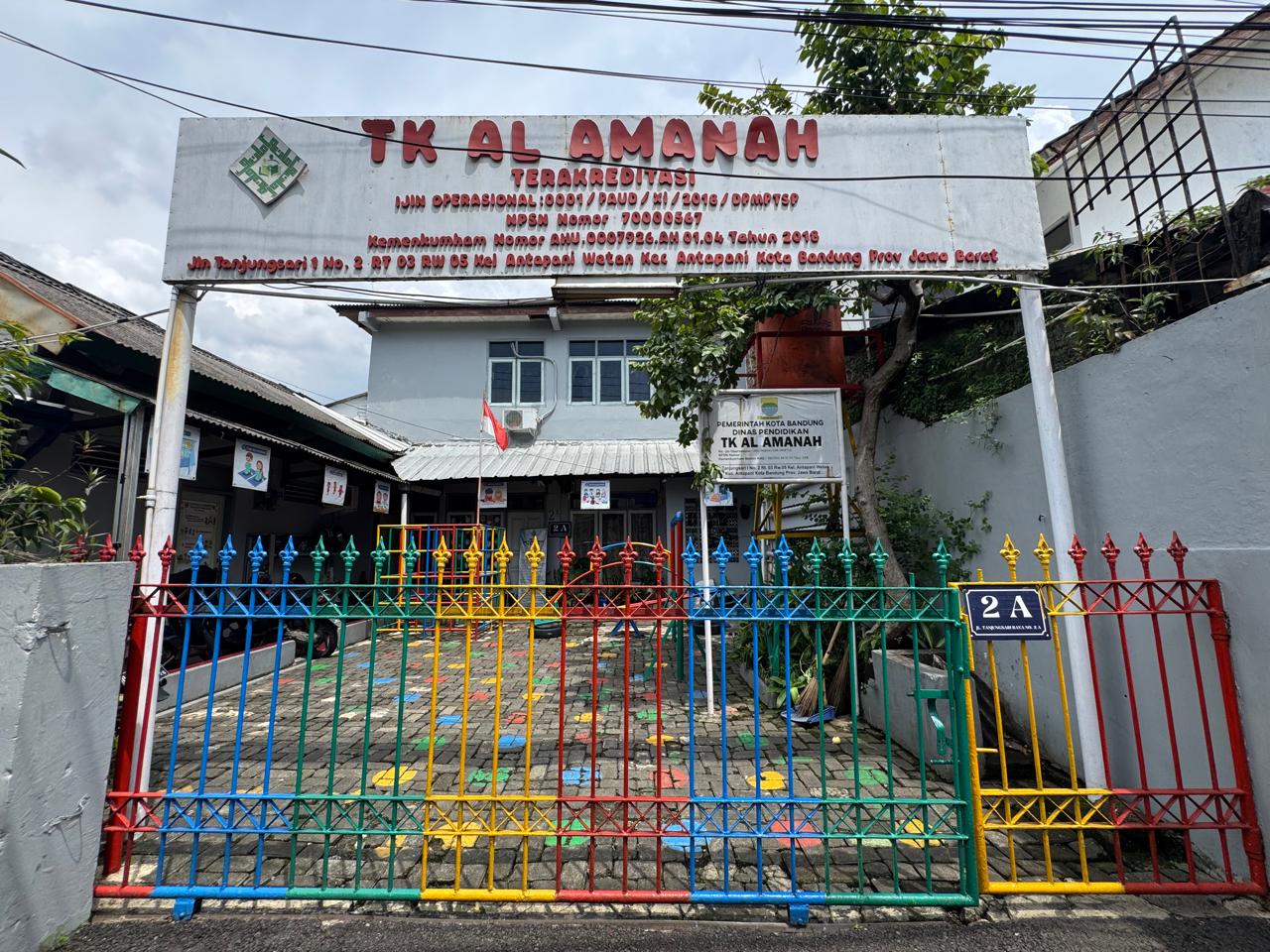 Gerbang Sekolah