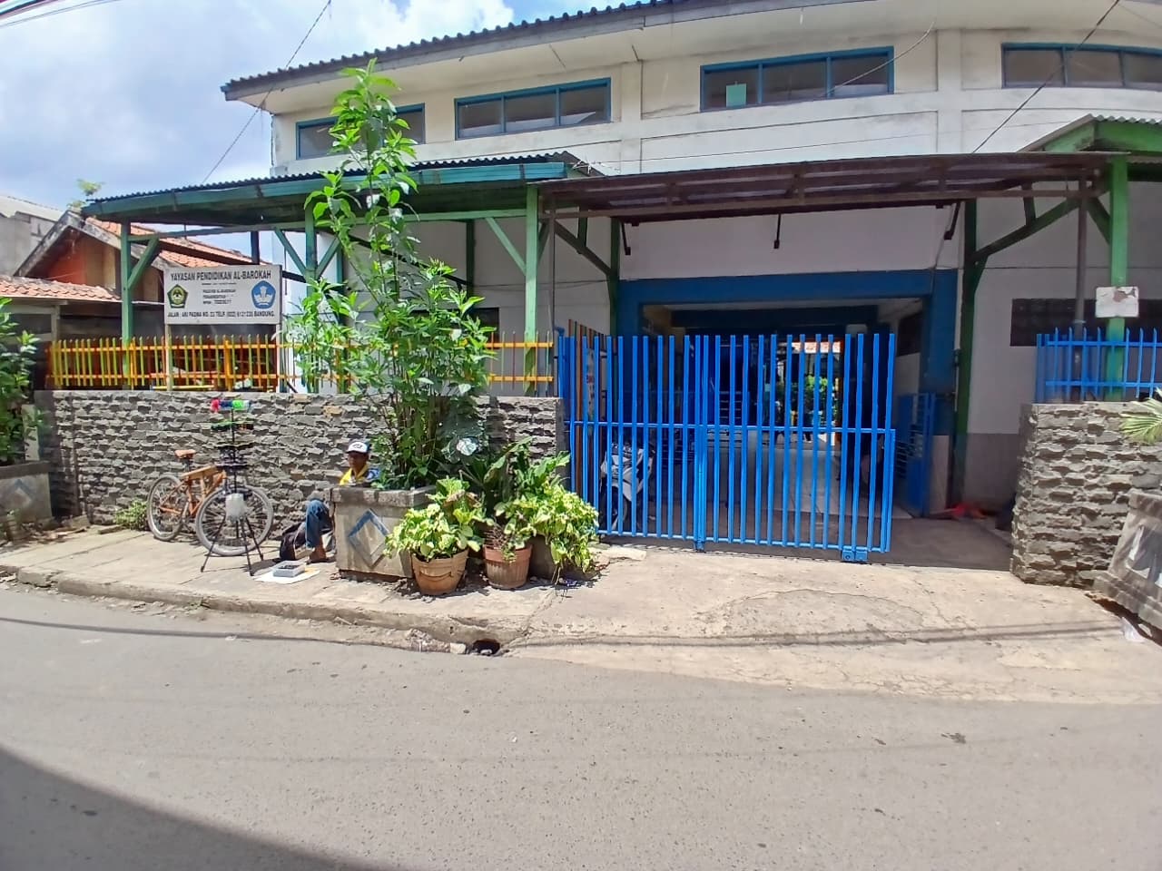 Gerbang Utama Sekolah