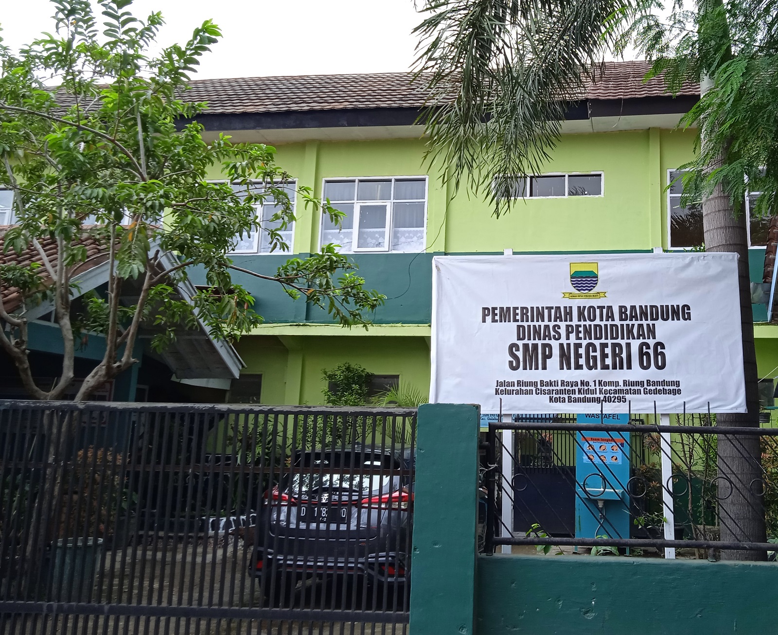 Asal gedung SMPN 66 Bandung yang ada di SDN 190 Cisaranten Kidul