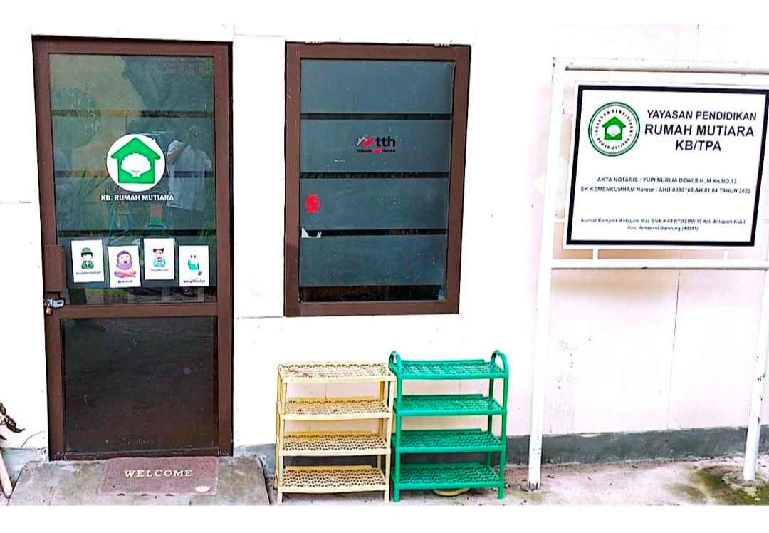 Gedung Sekolah KB Rumah Mutiara